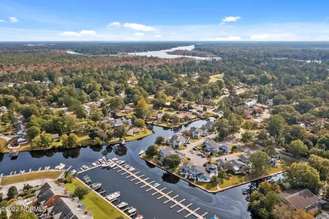 13 Harbour Walk, New Bern, NC 28562 photo 19