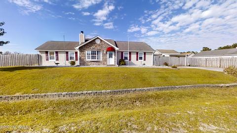306 Foxridge Ln, Hubert, NC 28539 photo 1