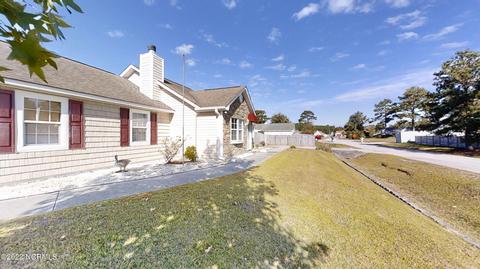 306 Foxridge Ln, Hubert, NC 28539 photo 3