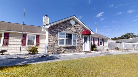 306 Foxridge Ln, Hubert, NC 28539 photo 4