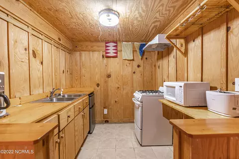 582 Brookgreen Ln, Cameron, NC 28326 photo 22