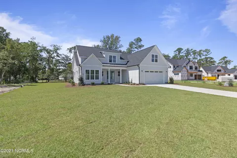 214 Hampton Ct, Hampstead, NC 28443 photo 1