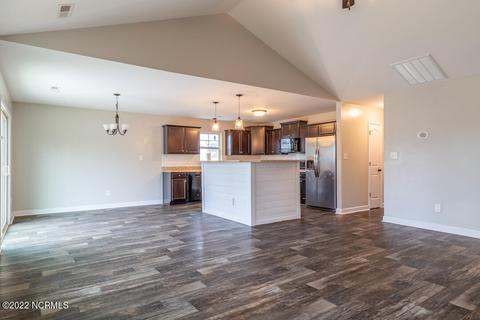 121 Sonia Dr, Hubert, NC 28539 photo 6