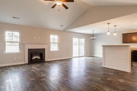 121 Sonia Dr, Hubert, NC 28539 photo 4