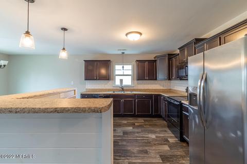 121 Sonia Dr, Hubert, NC 28539 photo 11
