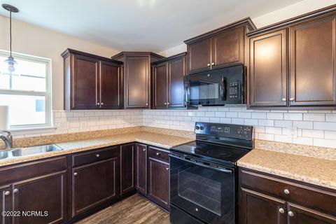 121 Sonia Dr, Hubert, NC 28539 photo 14