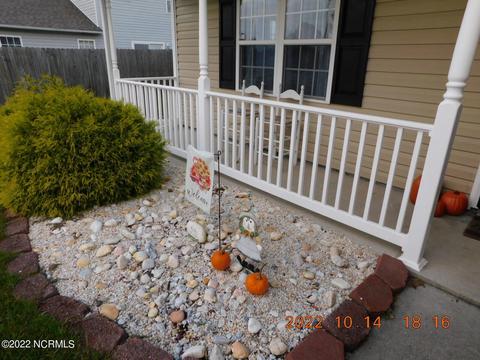 110 Spain Dr, Hubert, NC 28539 photo 3