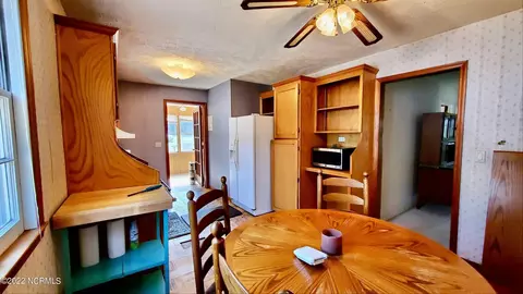 103 Laurel Ave, Hamlet, NC 28345 photo 4