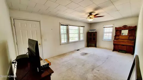 103 Laurel Ave, Hamlet, NC 28345 photo 3