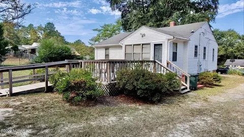 103 Laurel Ave, Hamlet, NC 28345 photo 15