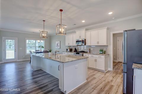 121 Warbler Way, Hampstead, NC 28443 photo 9