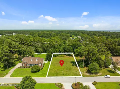 107 Buena Vista Dr, Newport, NC 28570