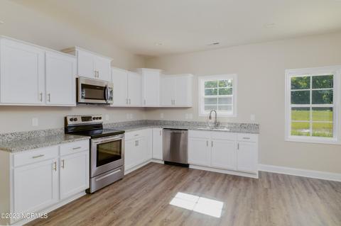 583 Stella Rd, Stella, NC 28582 photo 12
