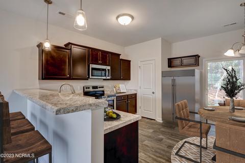101 Jaydn Dr E, Jacksonville, NC 28546 photo 8