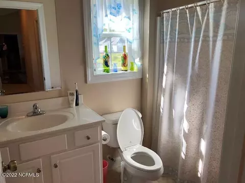 160 Eureka Ave, Washington, NC 27889 photo 22