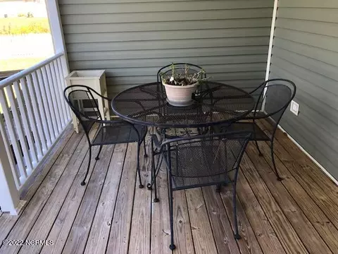 160 Eureka Ave, Washington, NC 27889 photo 9
