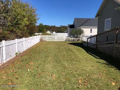 160 Eureka Ave, Washington, NC 27889 photo 8