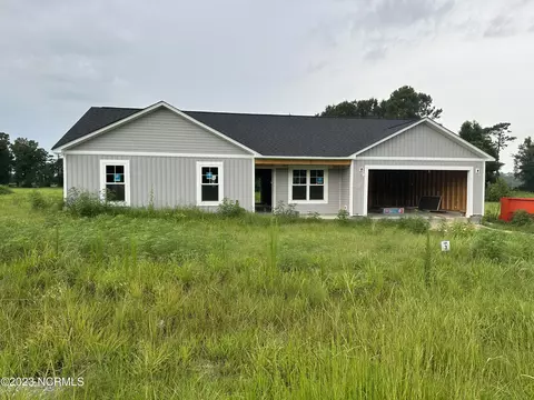 50 Cindy Rd, Richlands, NC 28574
