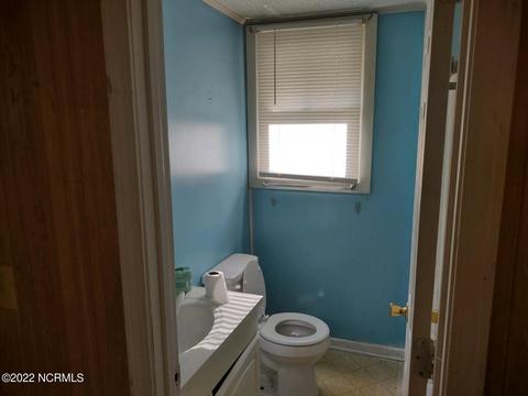 308 Elder St, New Bern, NC 28560 photo 6