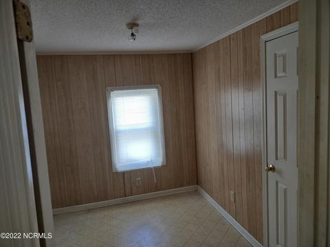 308 Elder St, New Bern, NC 28560 photo 3