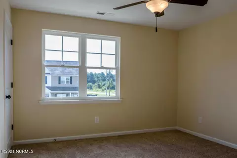108 Jaydn Dr E, Jacksonville, NC 28546 photo 9