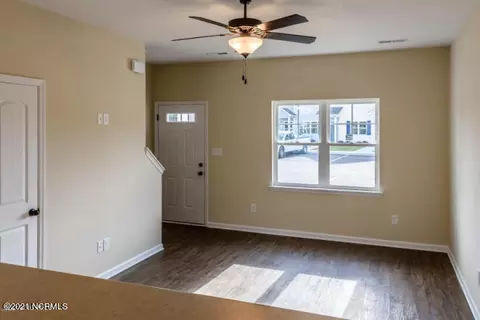 108 Jaydn Dr E, Jacksonville, NC 28546 photo 3