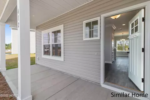 284 E Ivybridge Dr, Hubert, NC 28539 photo 2
