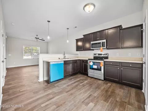104 Jaydn Dr E, Jacksonville, NC 28546 photo 24