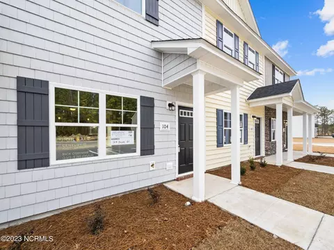104 Jaydn Dr E, Jacksonville, NC 28546 photo 5