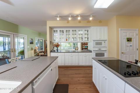 777 Fork Point Rd, Oriental, NC 28571 photo 19