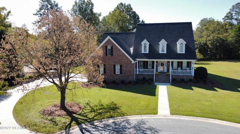 222 Summit Dr, Whiteville, NC 28472