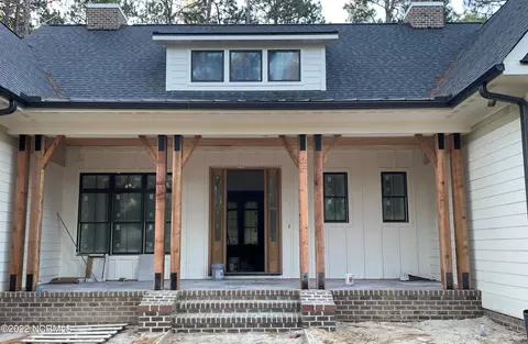 129 Chesterfield Dr, Pinehurst, NC 28374 photo 2