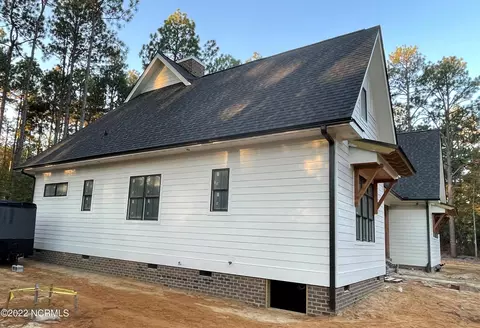 129 Chesterfield Dr, Pinehurst, NC 28374 photo 4