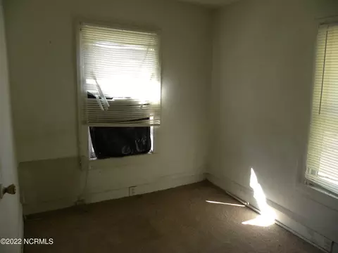 413 E Baker St, Tarboro, NC 27886 photo 6
