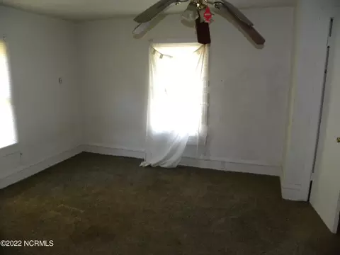 413 E Baker St, Tarboro, NC 27886 photo 5