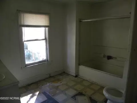 413 E Baker St, Tarboro, NC 27886 photo 9