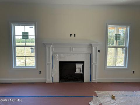 569 Stella Rd, Stella, NC 28582 photo 3
