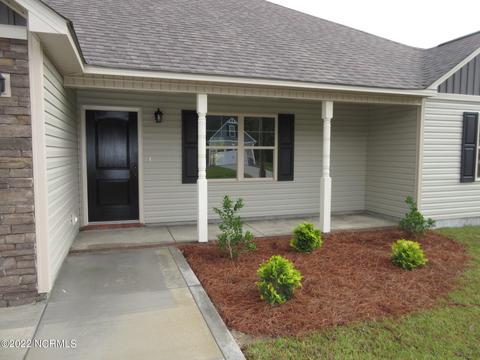 137 Wilburne Dr, Hubert, NC 28539 photo 2