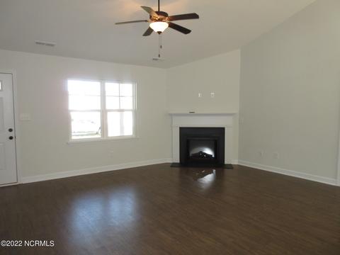 137 Wilburne Dr, Hubert, NC 28539 photo 3