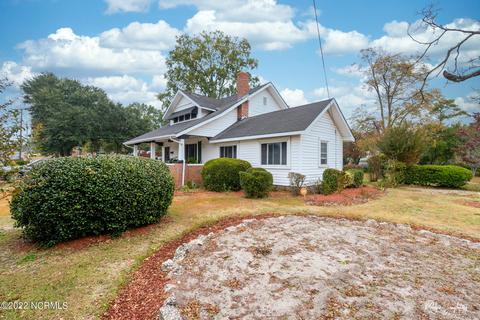 702 Washington Ave, Hamlet, NC 28345 photo 3