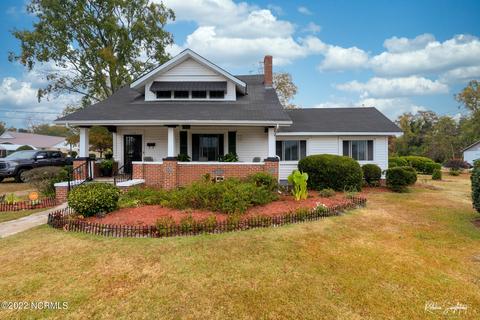 702 Washington Ave, Hamlet, NC 28345 photo 2