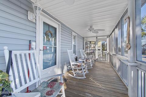 424 6th St, Sunset Beach, NC 28468 photo 9