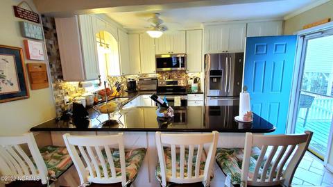 424 6th St, Sunset Beach, NC 28468 photo 6