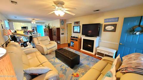 424 6th St, Sunset Beach, NC 28468 photo 5