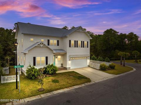 5838 Wayfarer Trl, Wilmington, NC 28409