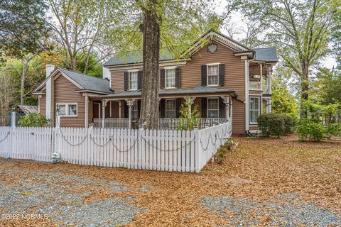 538 Carthage St, Cameron, NC 28326 photo 8