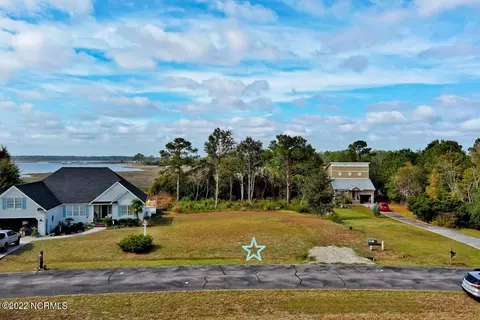 165 Deepwater Dr, Stella, NC 28582 photo 2