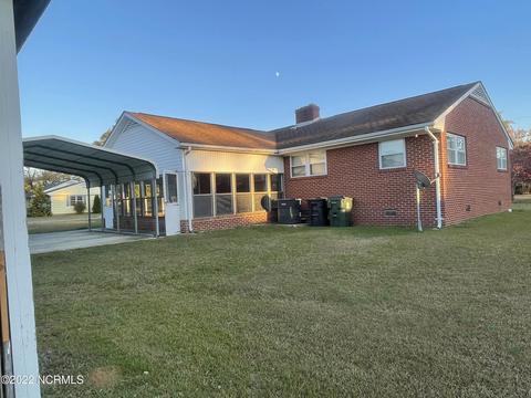 608 Old Post Rd, Erwin, NC 28339 photo 9