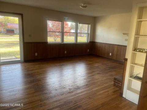 608 Old Post Rd, Erwin, NC 28339 photo 14