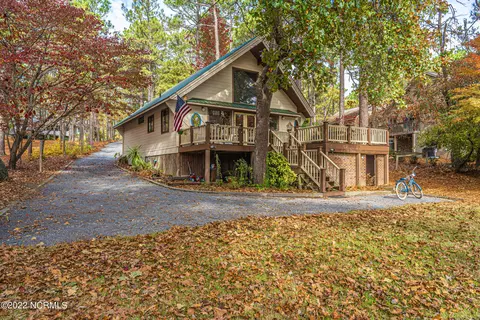 134 Firetree Ln, West End, NC 27376 photo 1